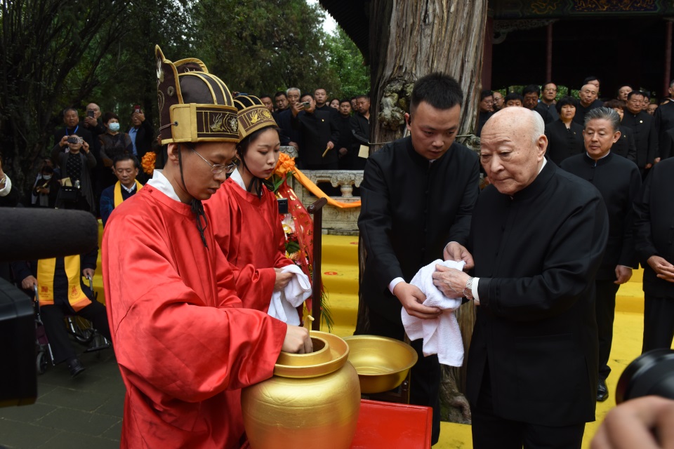 09盥洗.JPG 09盥洗.JPG