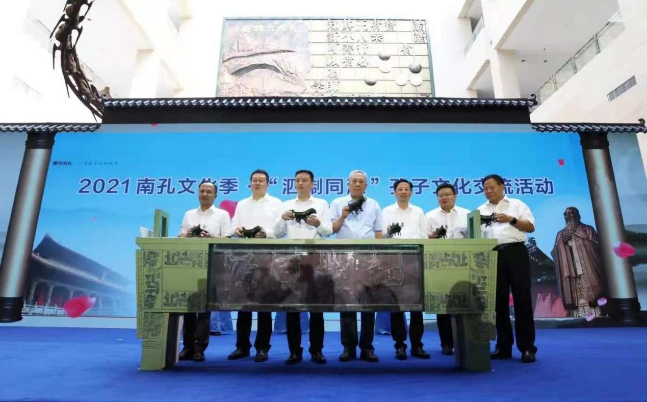 07hqiuda000-j3g2.jpg 07hqiuda000-j3g2.jpg